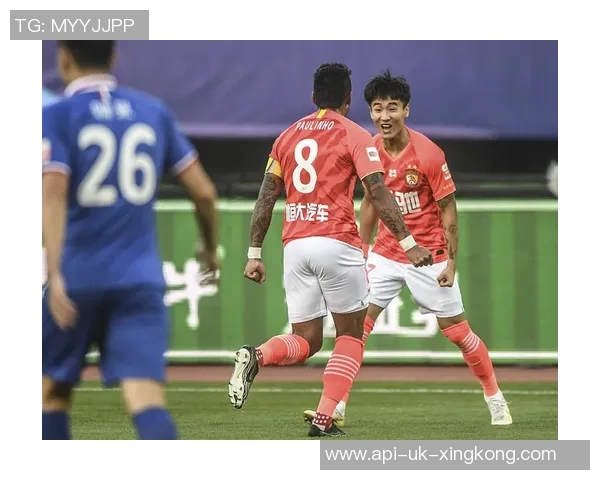 实况足球中球队精神的力量与团队合作的重要性探讨